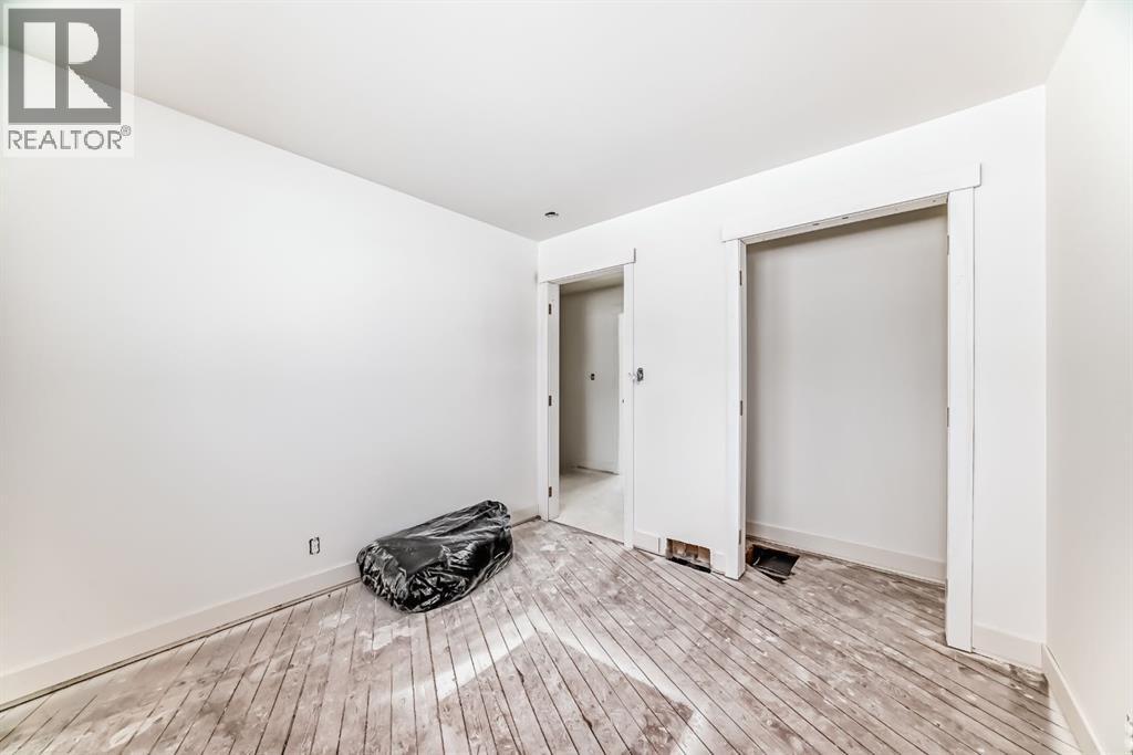 Single Family House for Sale in  Cannell Place SW Canyon Meadows Calgary 