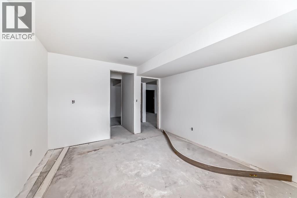 Single Family House for Sale in  Cannell Place SW Canyon Meadows Calgary 