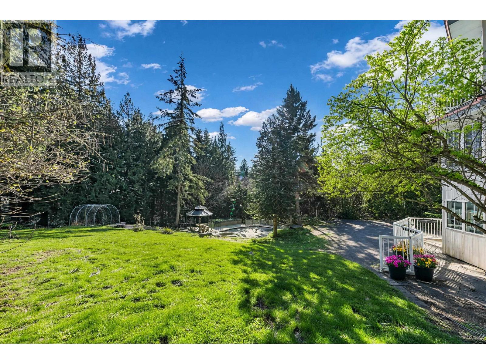 4621 WOODBURN PLACE, West Vancouver