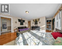 4621 Woodburn Place, West Vancouver, BC V7S2W8 Photo 19