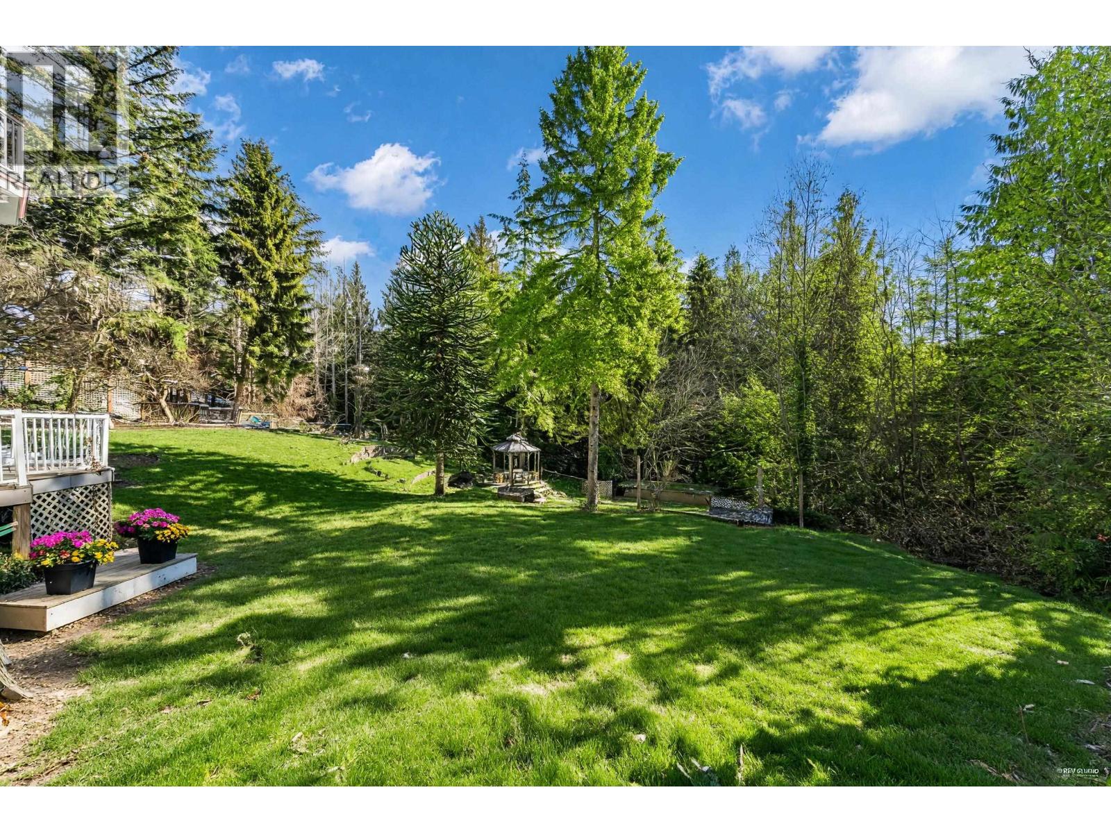 4621 WOODBURN PLACE, West Vancouver