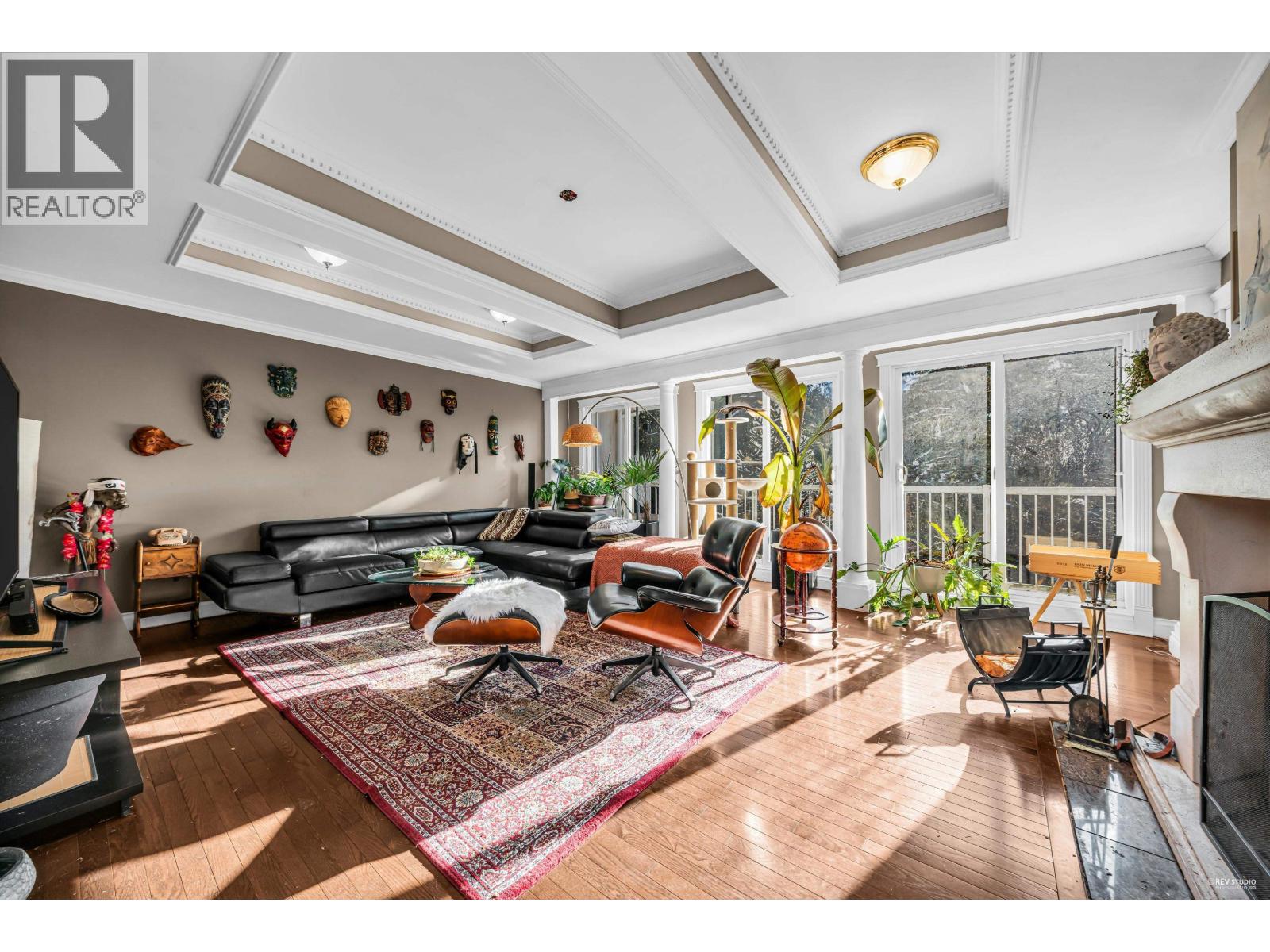 4621 WOODBURN PLACE, West Vancouver