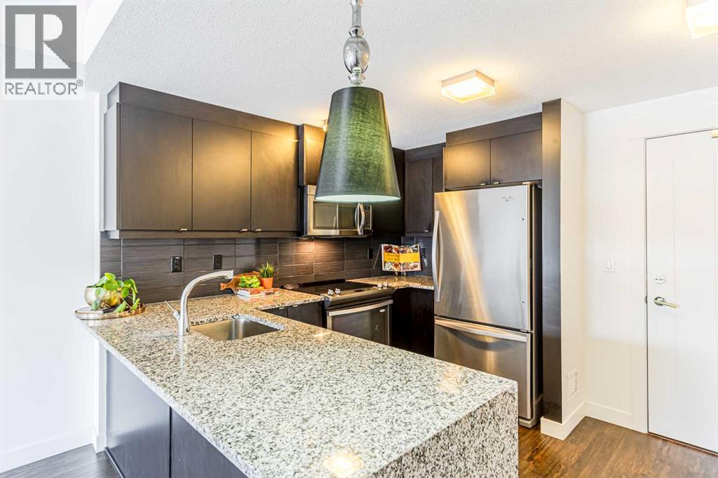 Single Family House for Sale in   Aspenmont Heights SW Aspen Woods Calgary 