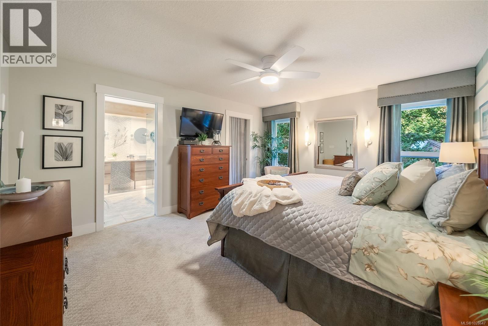 3720 Dolphin Dr, Nanoose Bay