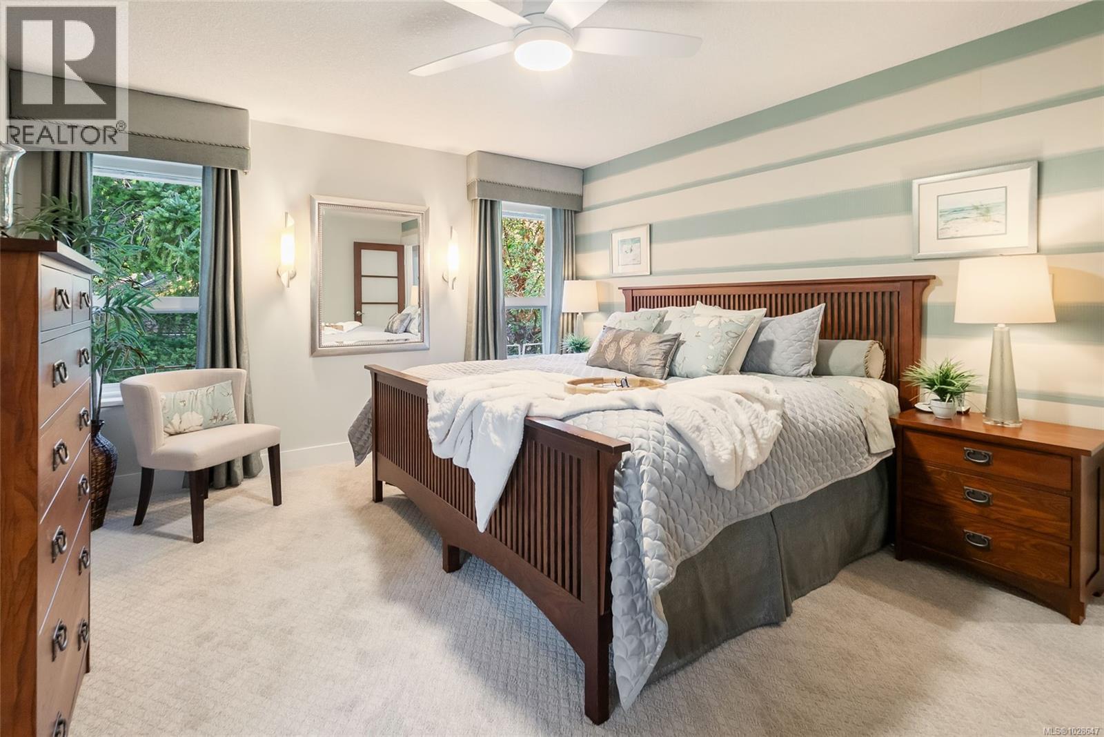 3720 Dolphin Dr, Nanoose Bay