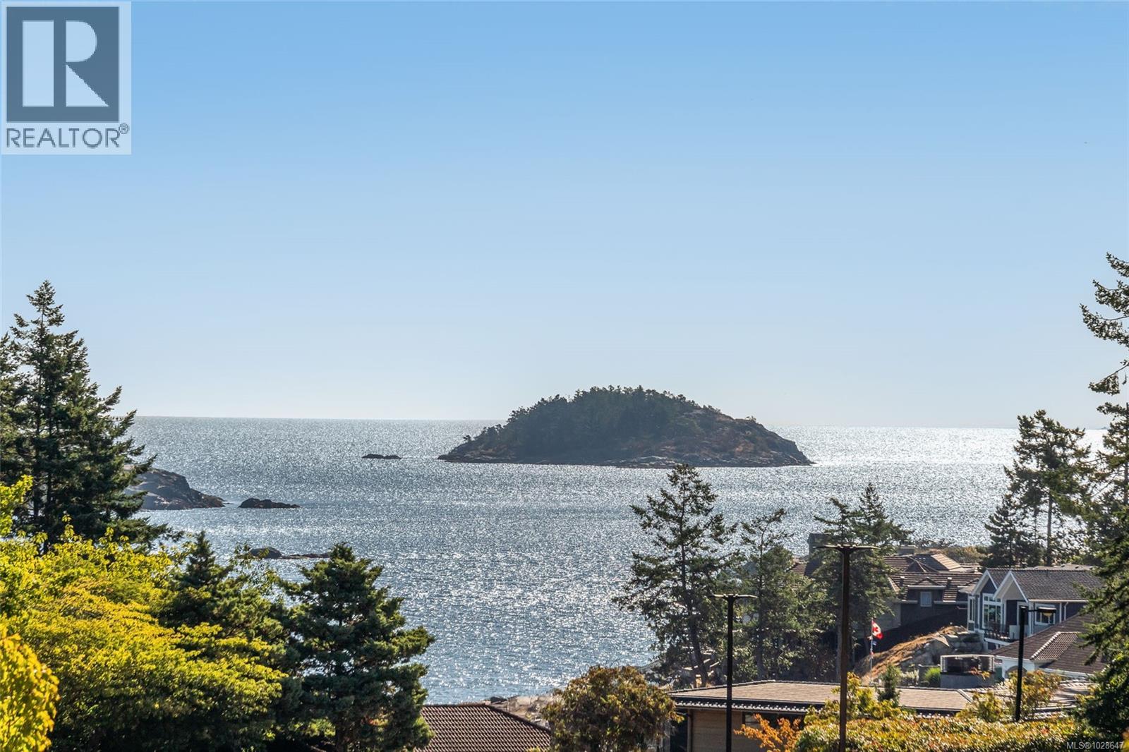 3720 Dolphin Dr, Nanoose Bay