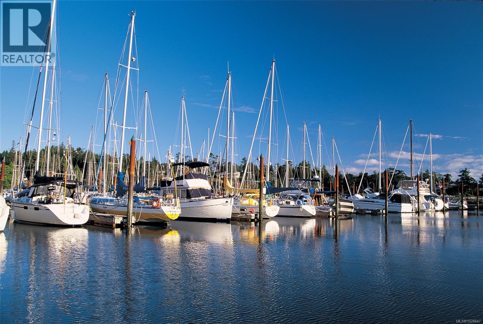 3720 Dolphin Dr, Nanoose Bay