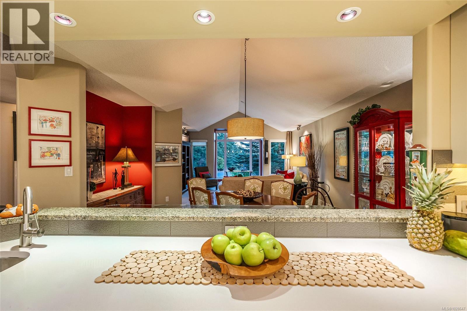 3720 Dolphin Dr, Nanoose Bay