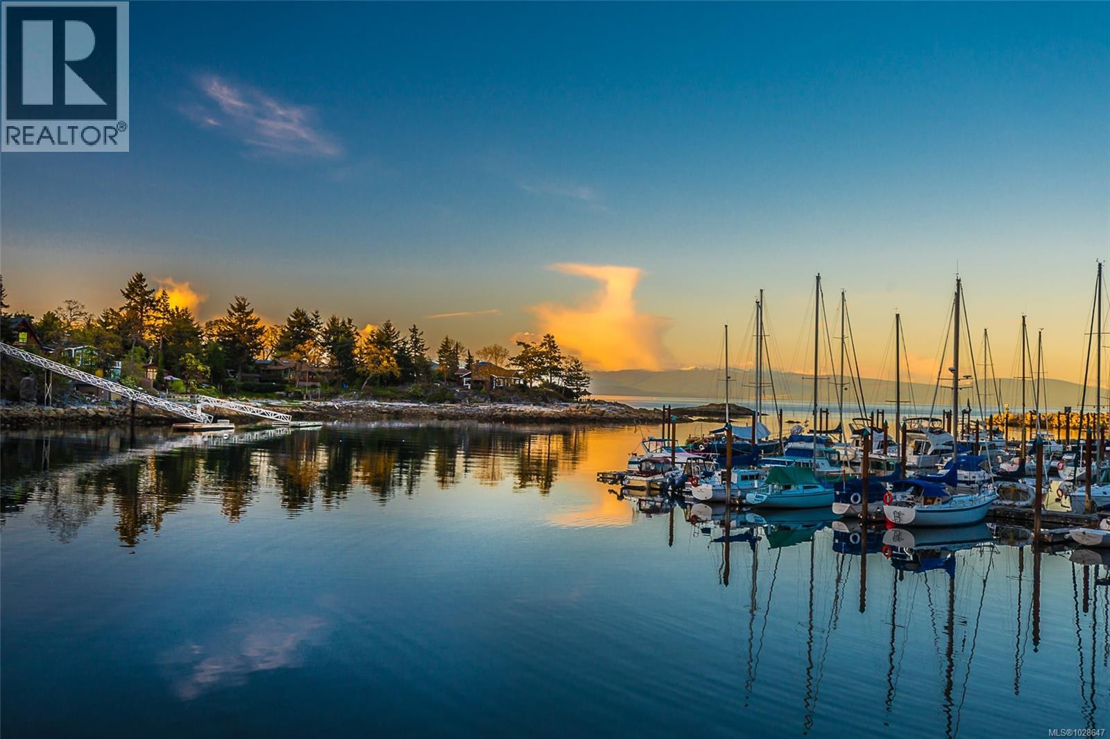 3720 Dolphin Dr, Nanoose Bay