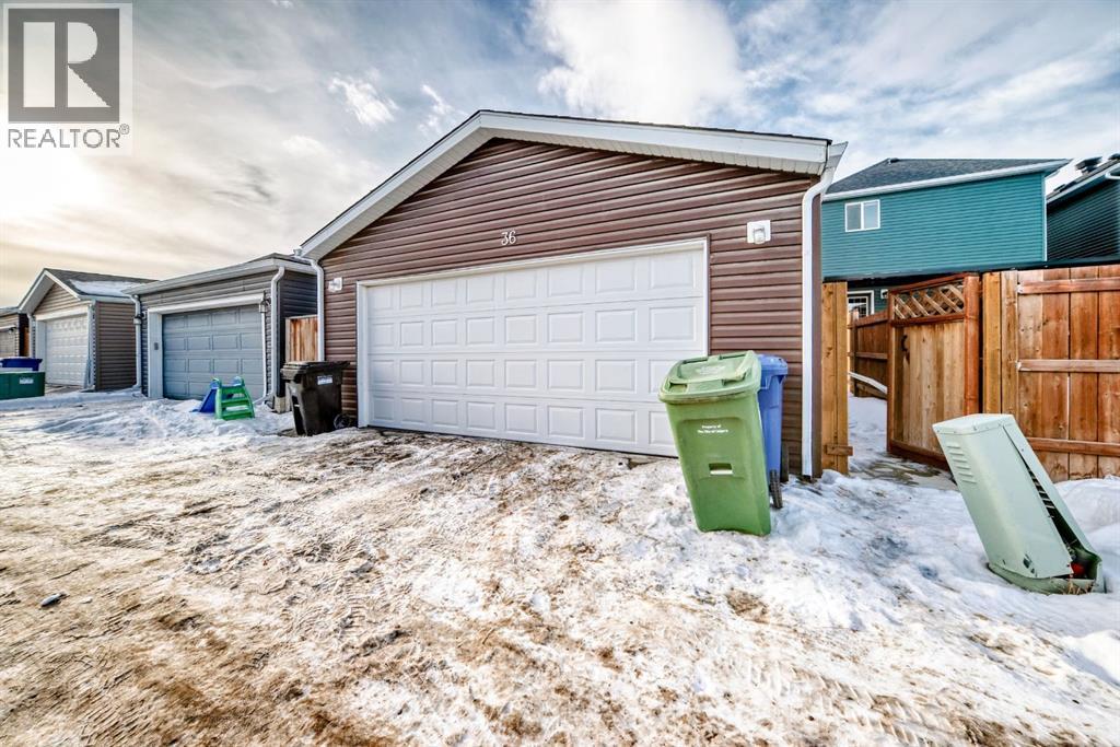 Single Family House for Sale in  Red Embers Row NE Redstone Calgary 