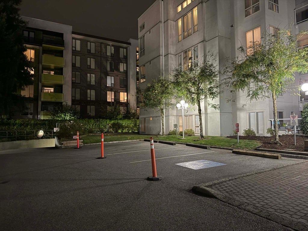 404 2585 WARE Street - photo 2