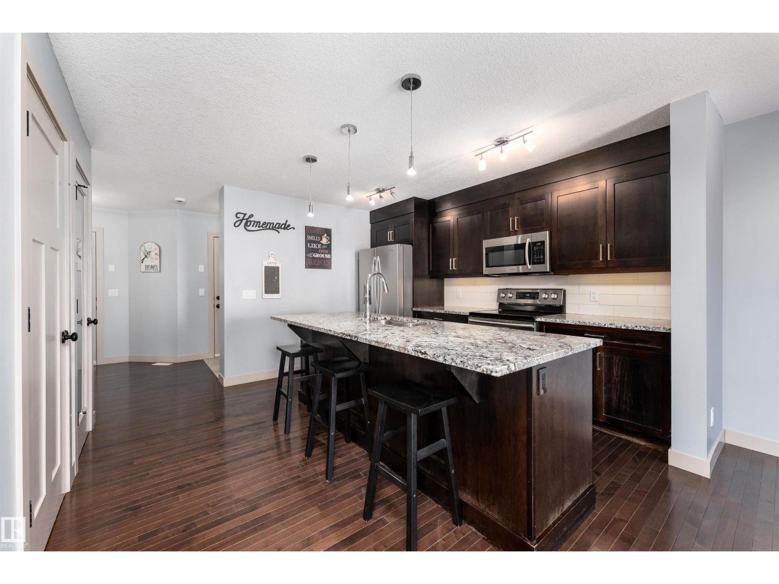 152 RADCLIFFE WD, Fort Saskatchewan