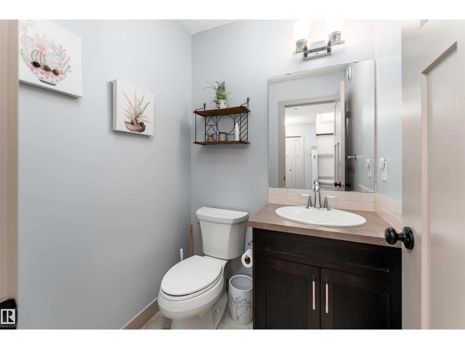 152 RADCLIFFE WD, Fort Saskatchewan