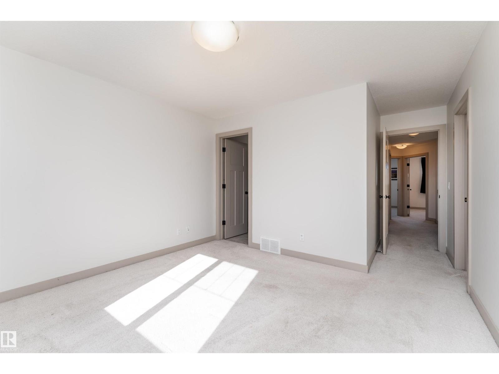 152 RADCLIFFE WD, Fort Saskatchewan