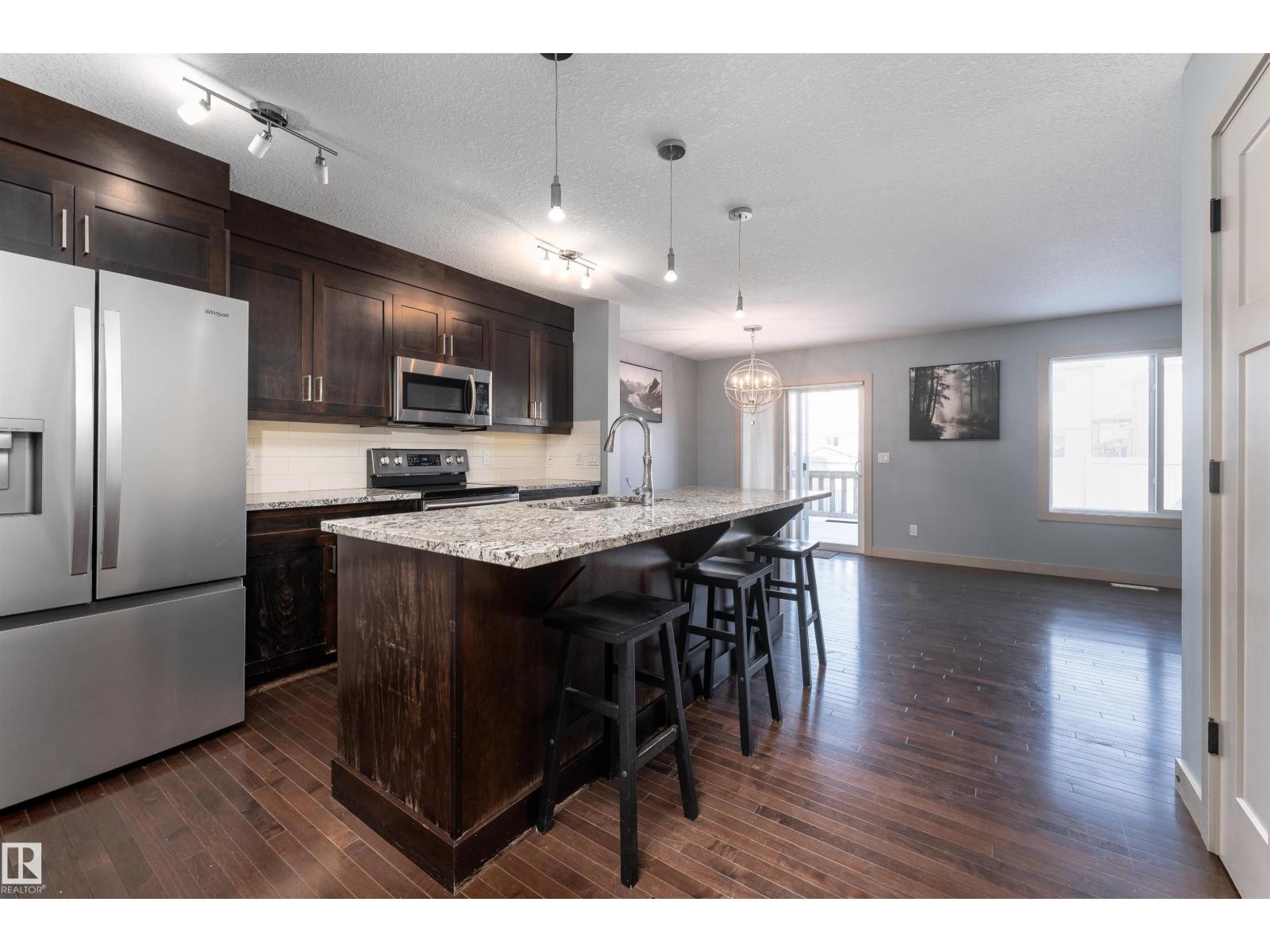 152 RADCLIFFE WD, Fort Saskatchewan