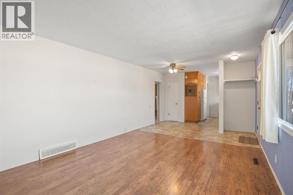 4807 45 Street, Innisfail