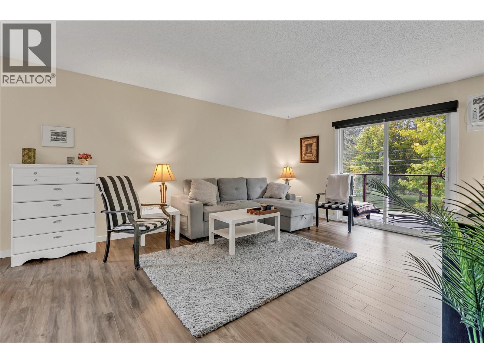 110 SKAHA Place Unit# 310, Penticton