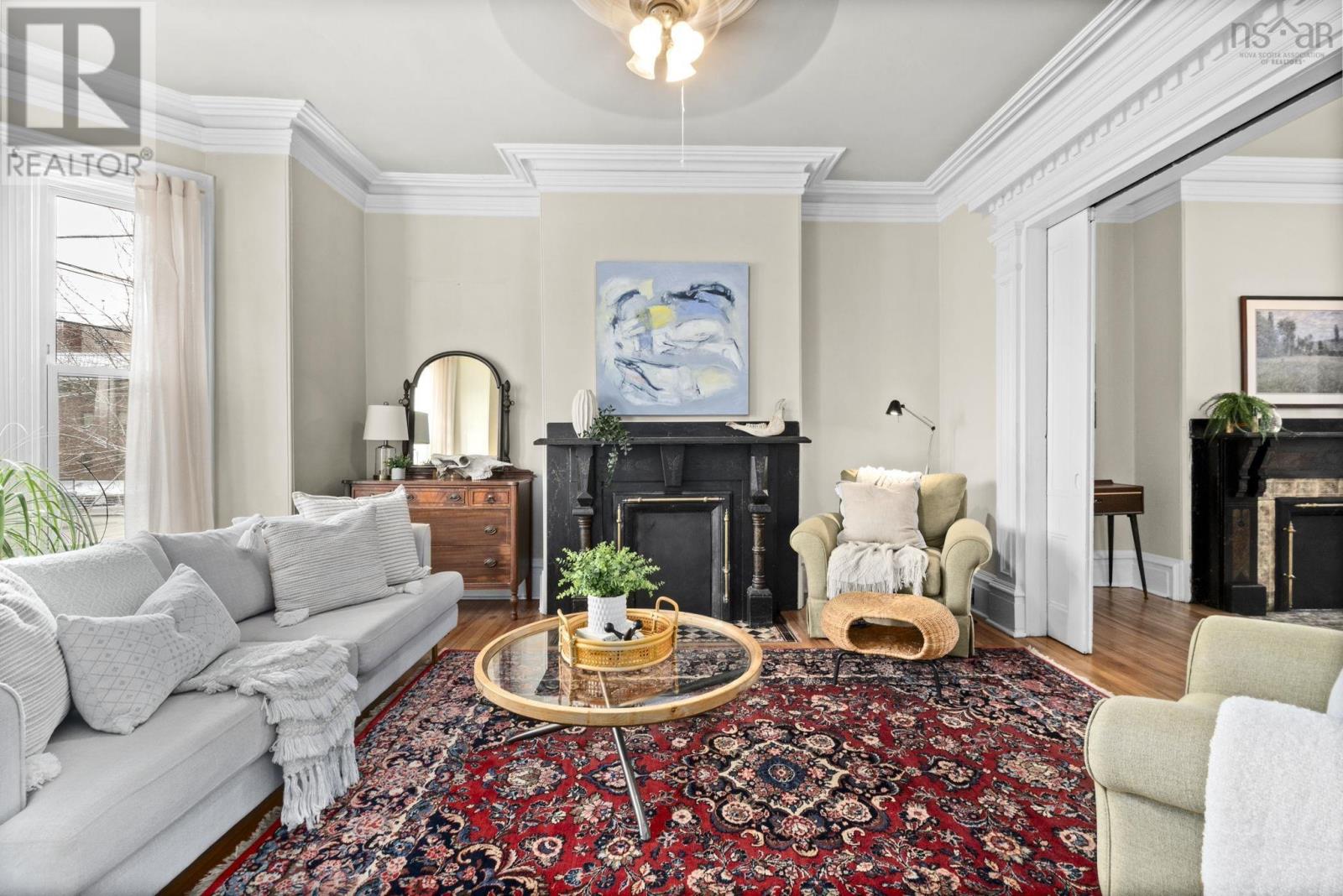 Property 26 of 50 of 1378 Robie Street