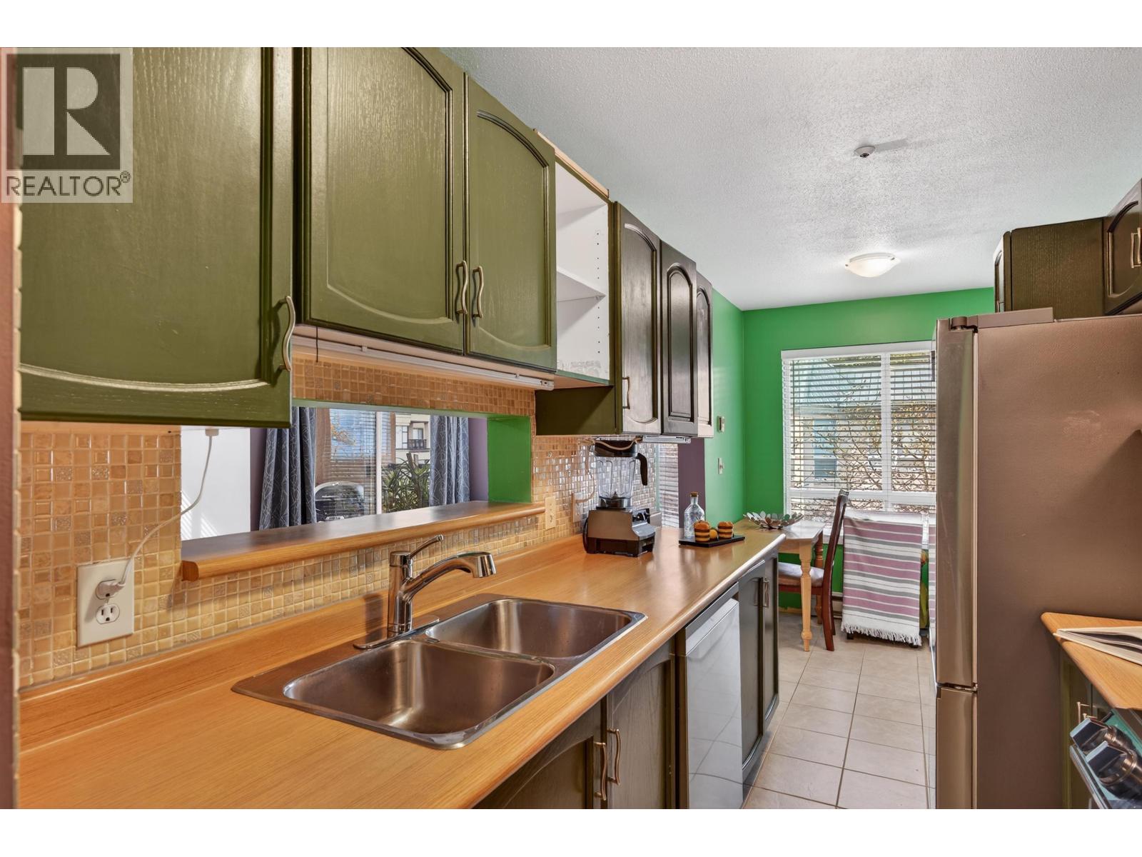 309 2435 WELCHER AVENUE, Port Coquitlam