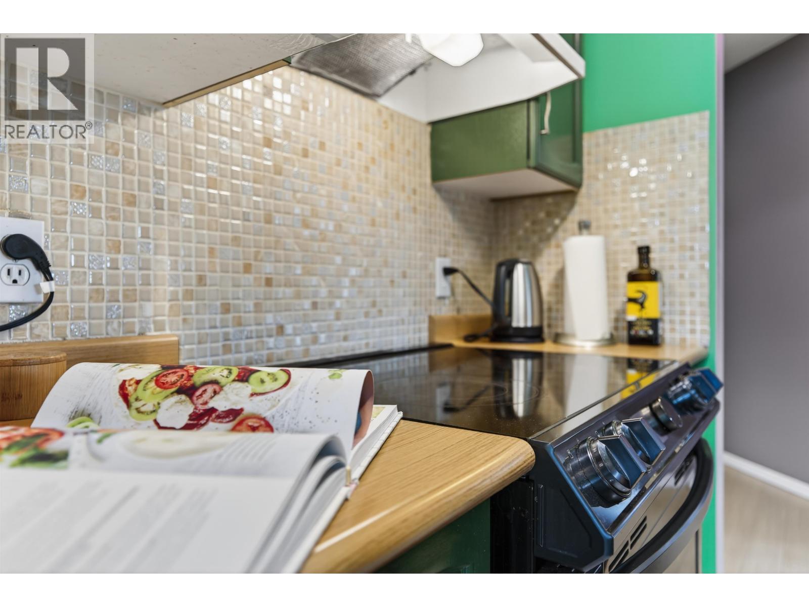 309 2435 WELCHER AVENUE, Port Coquitlam