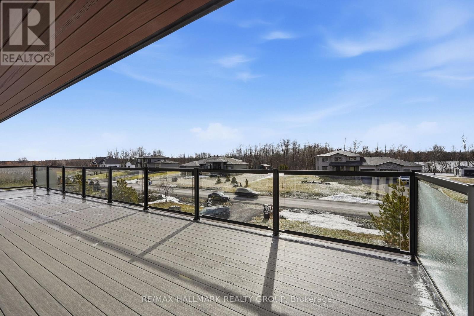 225 SUMMERVIEW TERRACE — photo 24