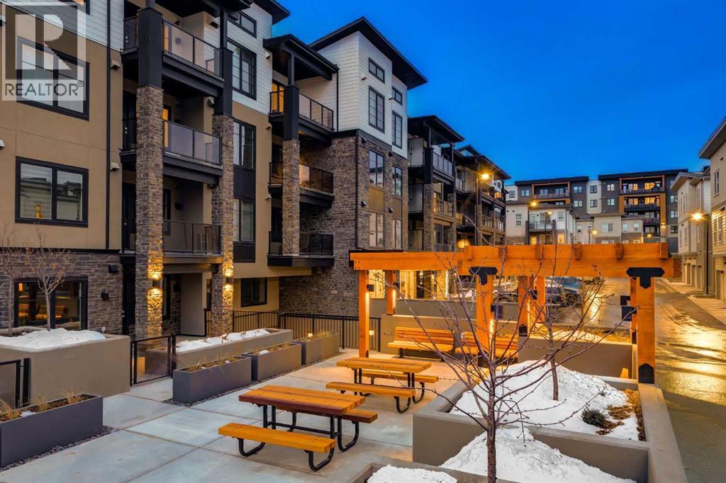 Single Family House for Sale in    Street SW Springbank Hill Calgary 