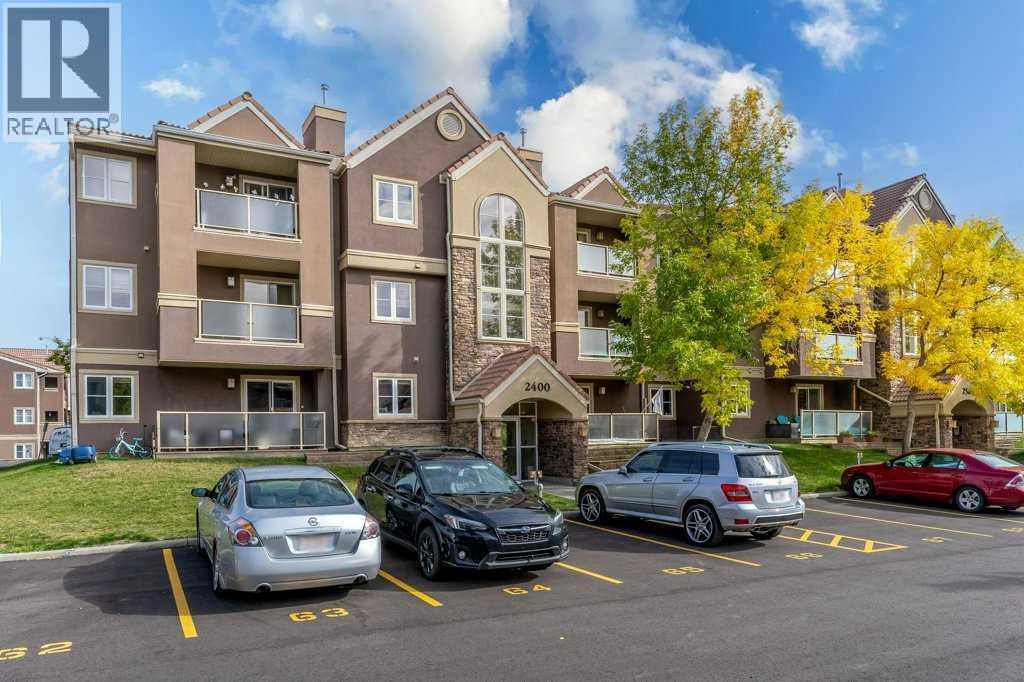 Single Family House for Sale in  Edenwold Heights NW Edgemont Calgary 