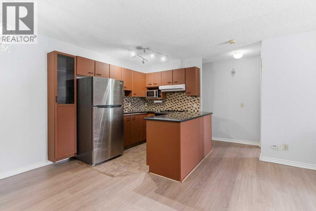 Single Family House for Sale in  Edenwold Heights NW Edgemont Calgary 