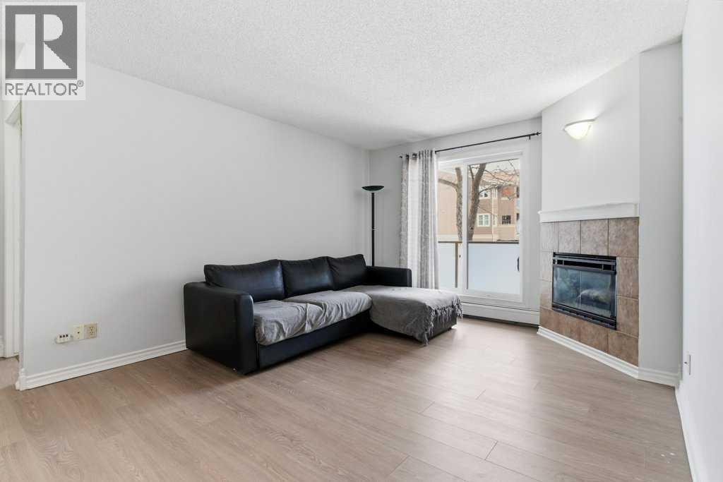 Single Family House for Sale in  Edenwold Heights NW Edgemont Calgary 