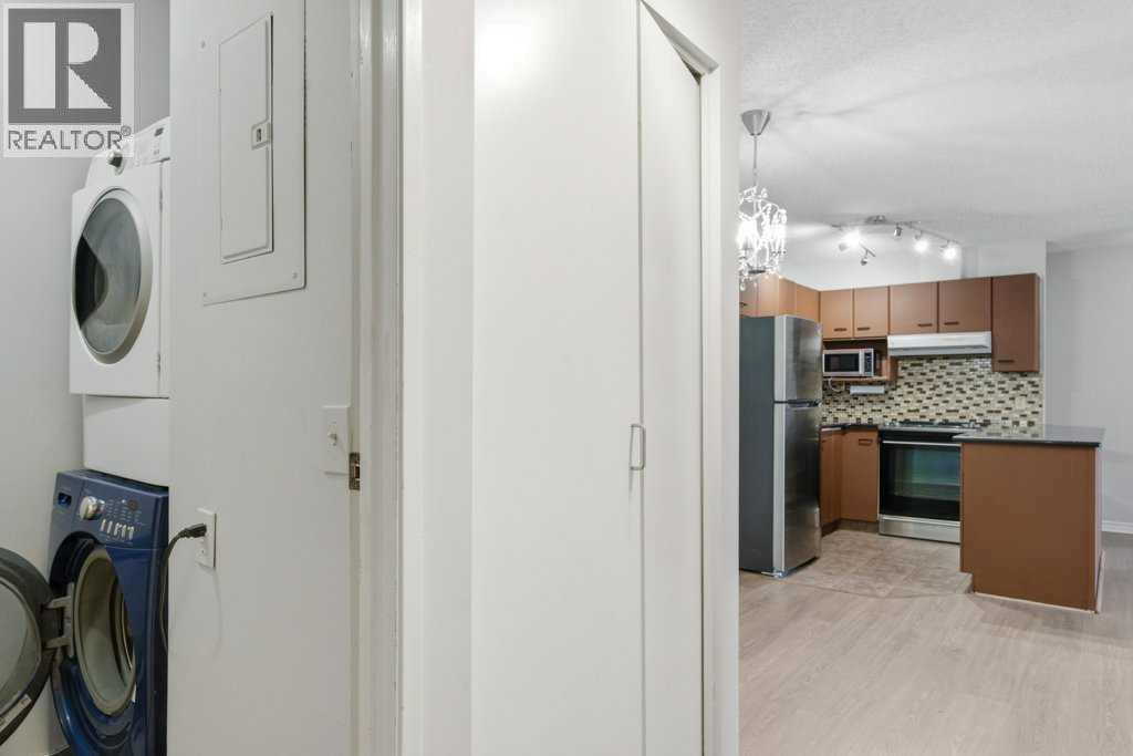 Single Family House for Sale in  Edenwold Heights NW Edgemont Calgary 