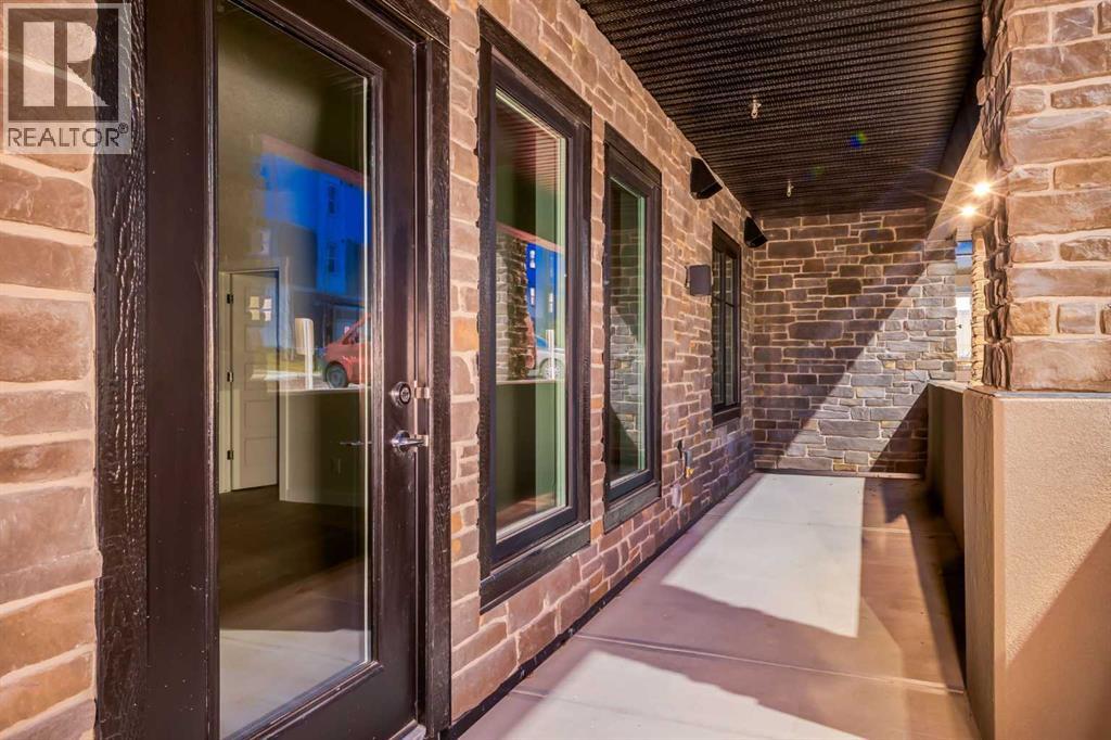 Single Family House for Sale in    Street SW Springbank Hill Calgary 