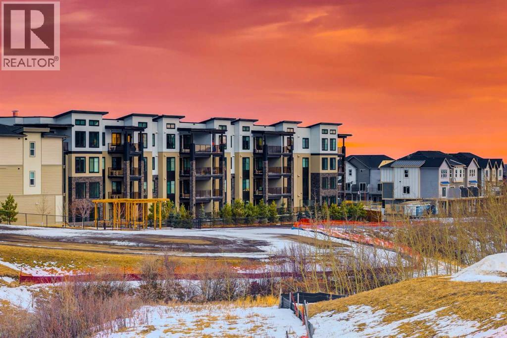 Single Family House for Sale in    Street SW Springbank Hill Calgary 