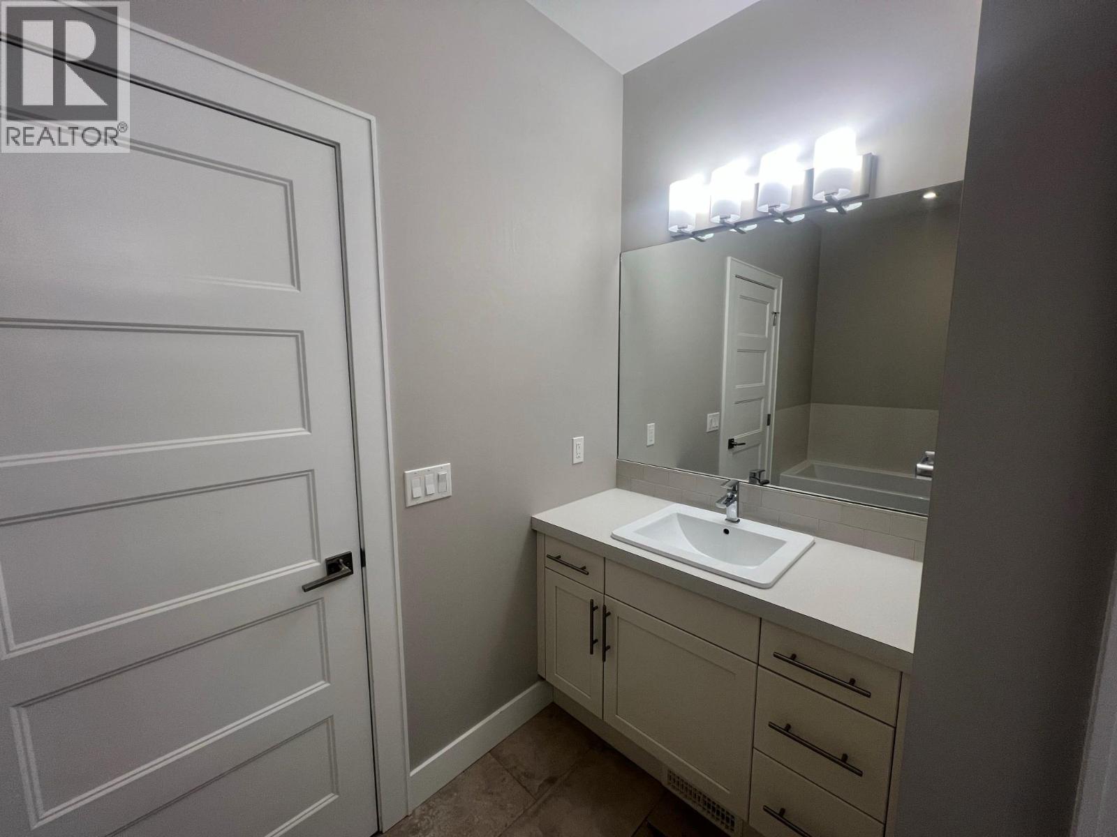 1753 KLO Road, Kelowna