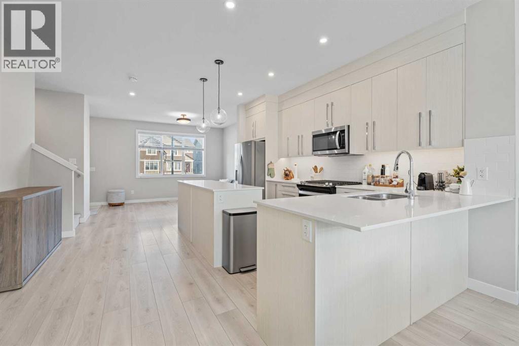 Single Family House for Sale in  Creekstone Drive SW Pine Creek Calgary 