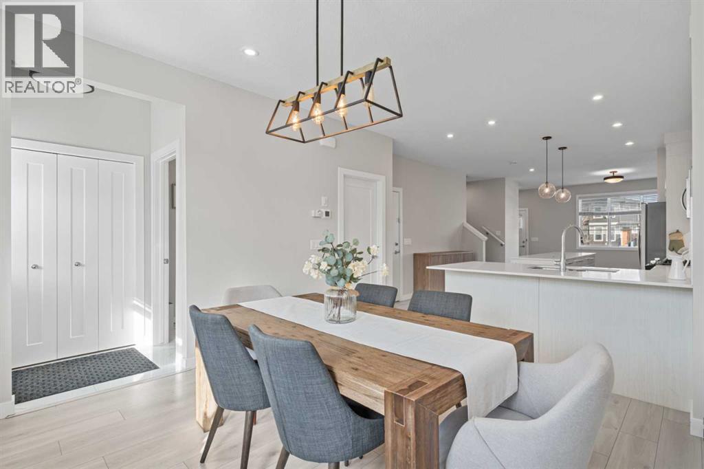 Single Family House for Sale in  Creekstone Drive SW Pine Creek Calgary 