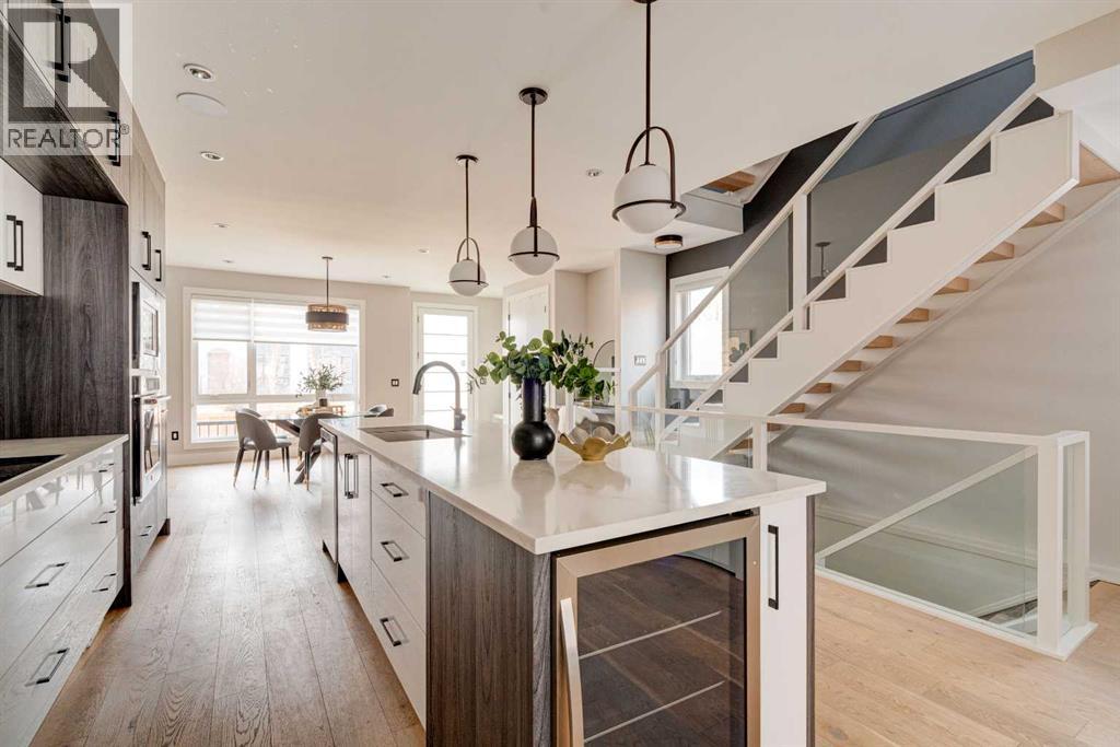 Single Family House for Sale in   Street NW Hillhurst Calgary 