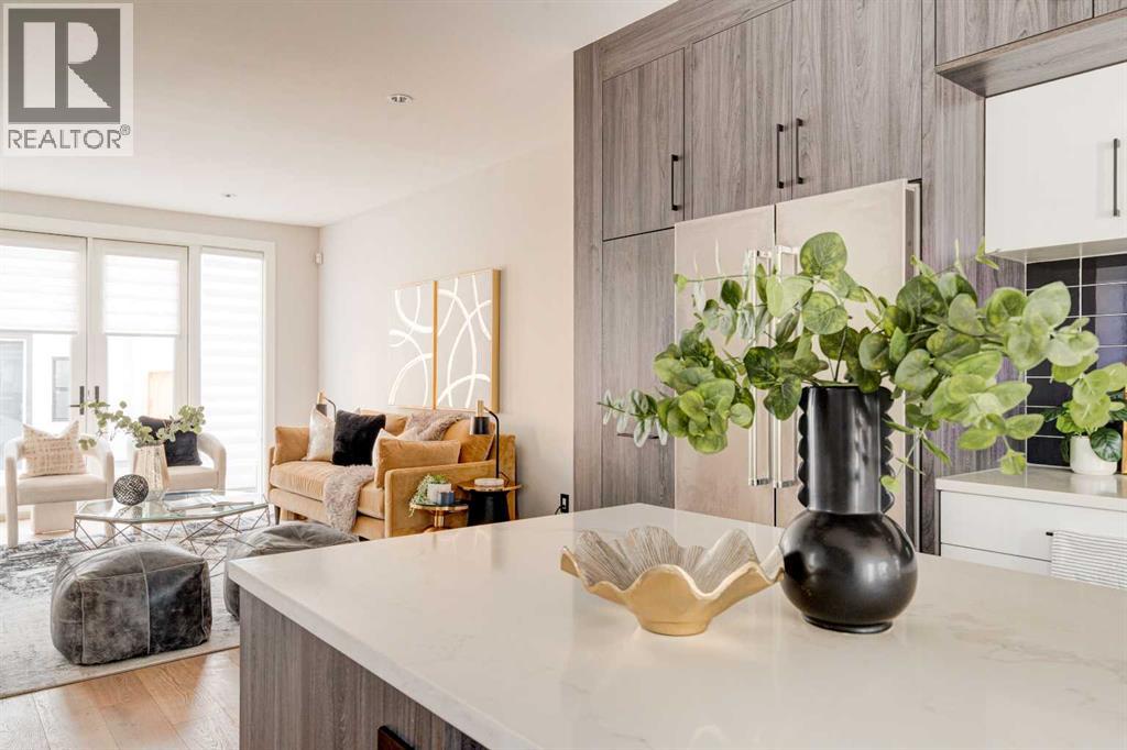 Single Family House for Sale in   Street NW Hillhurst Calgary 