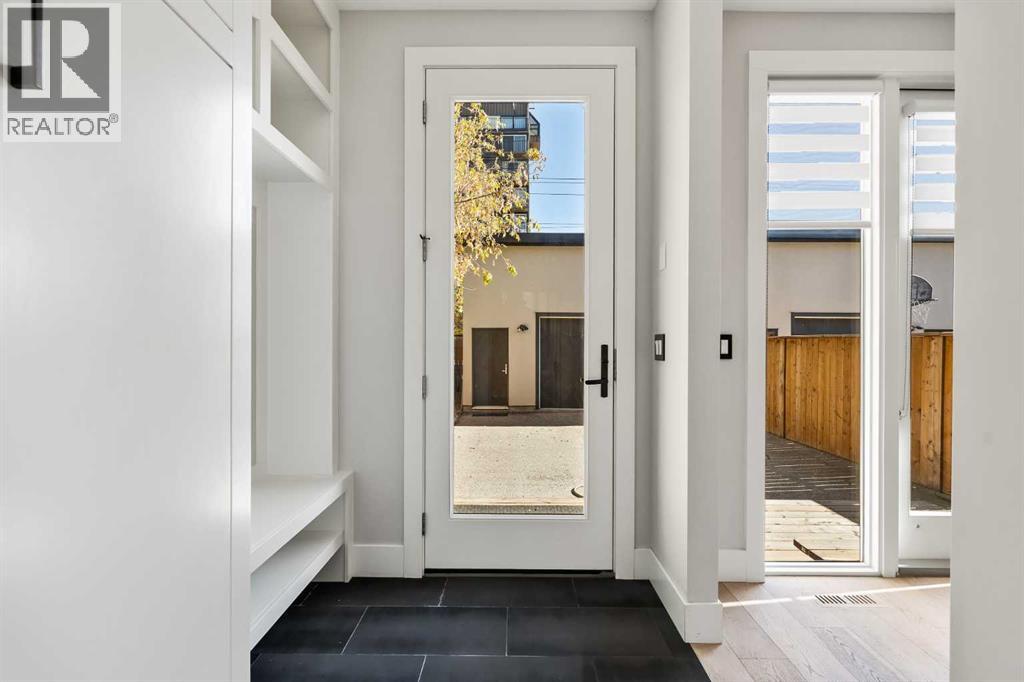 Single Family House for Sale in   Street NW Hillhurst Calgary 