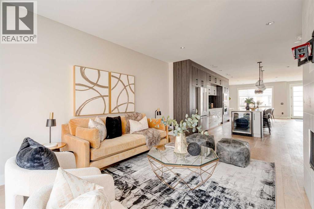 Single Family House for Sale in   Street NW Hillhurst Calgary 