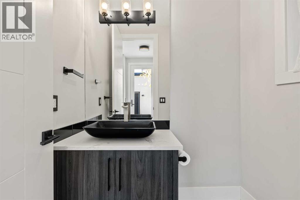 Single Family House for Sale in   Street NW Hillhurst Calgary 