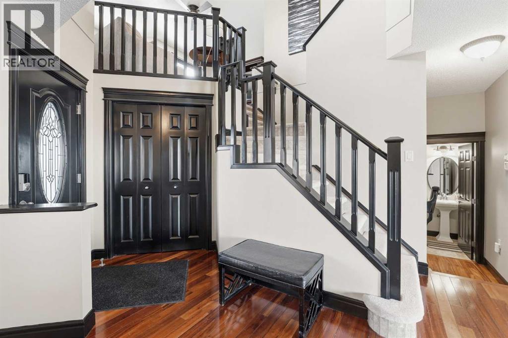 Single Family House for Sale in  Everbrook Way SW Evergreen Calgary 