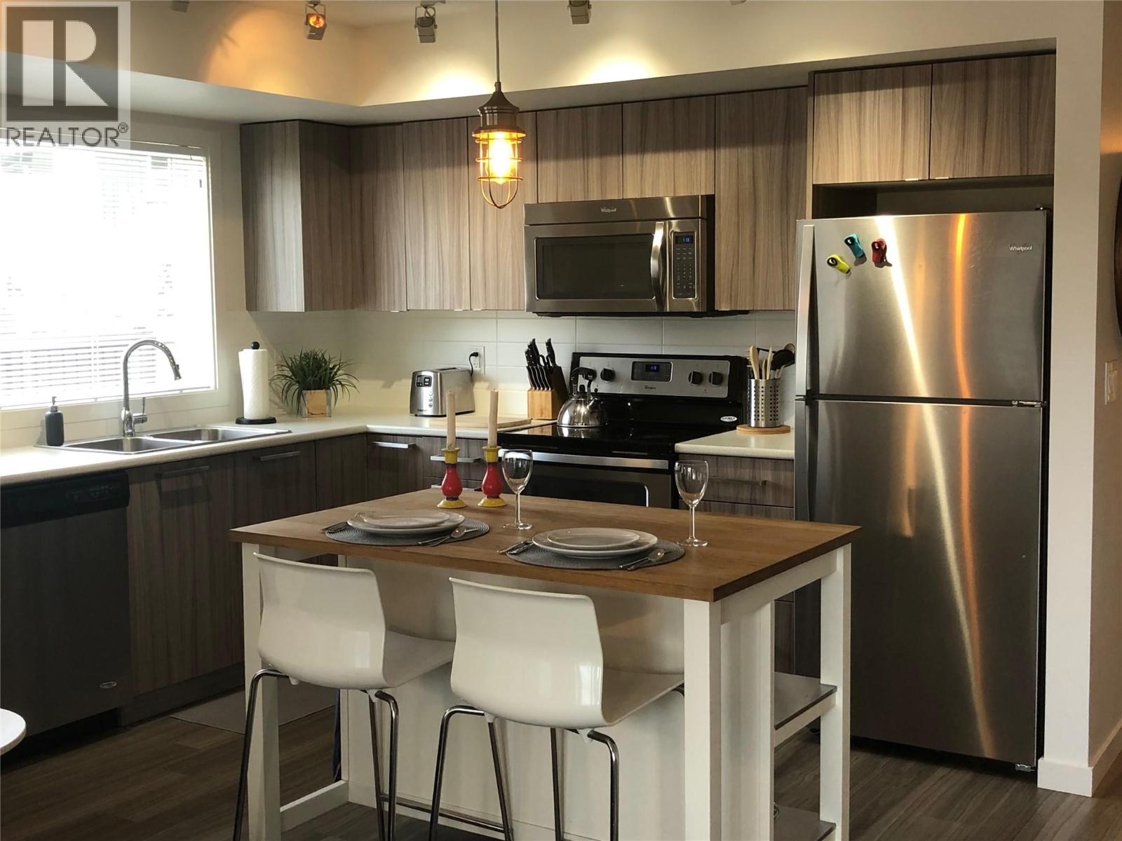 115 881 Academy Way, Kelowna