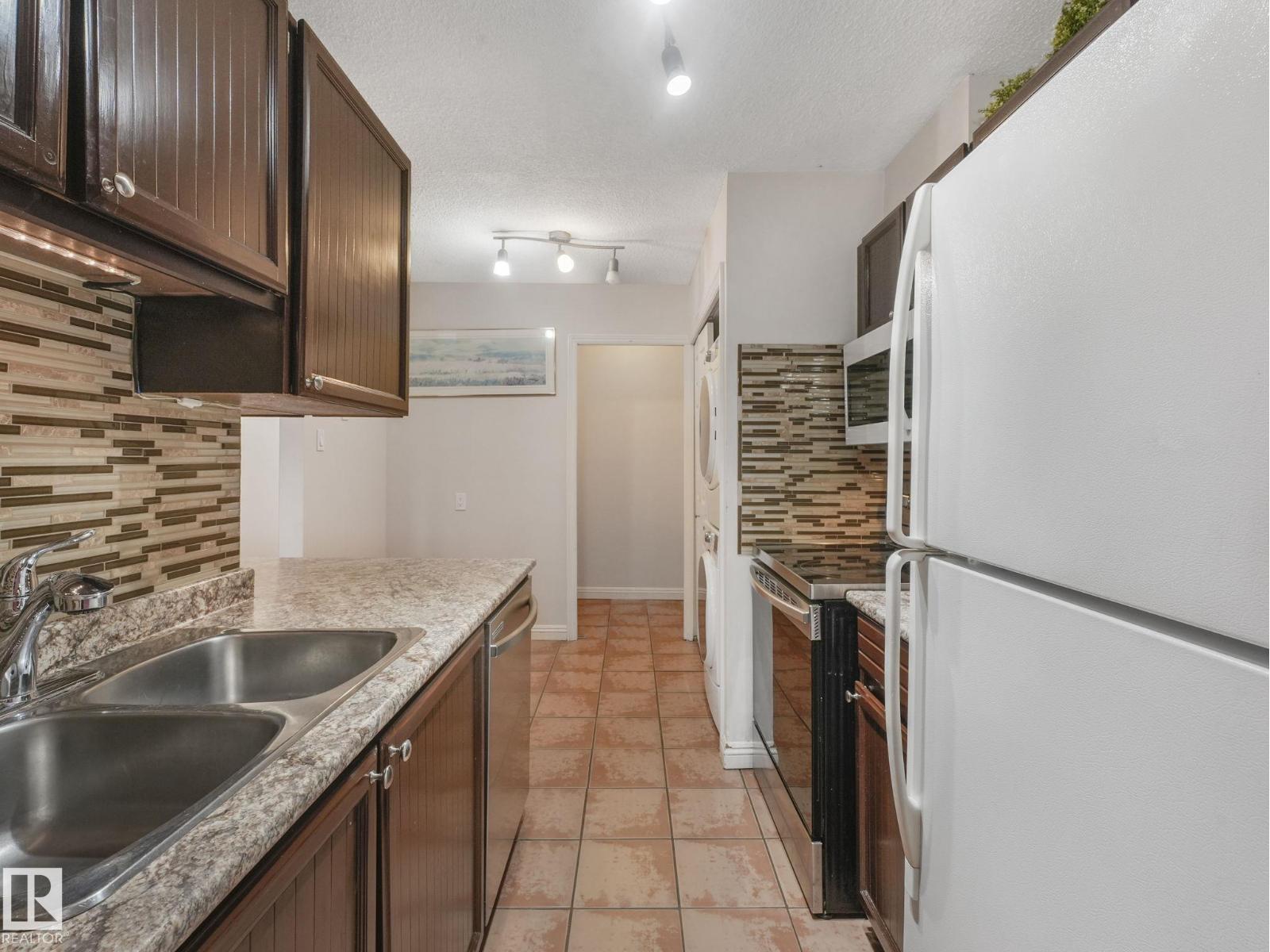 #319 2323 119 ST NW - 14