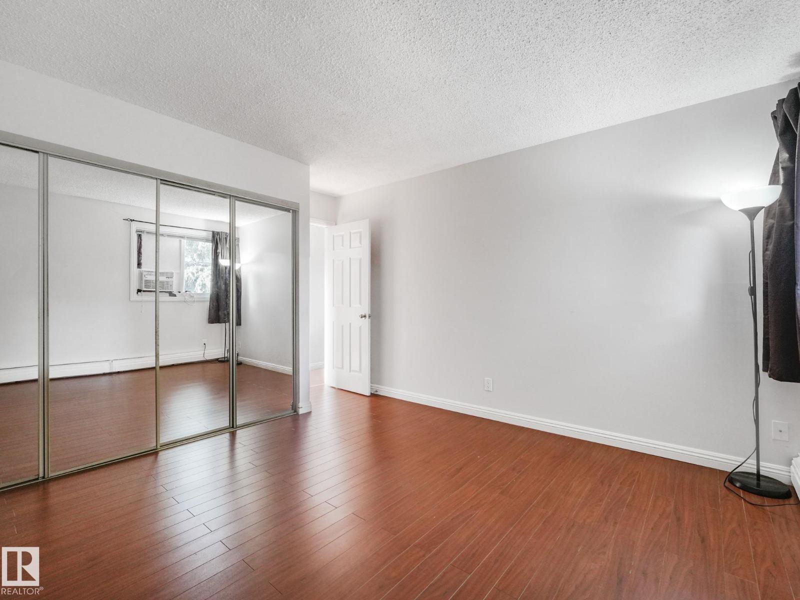 #319 2323 119 ST NW - 30