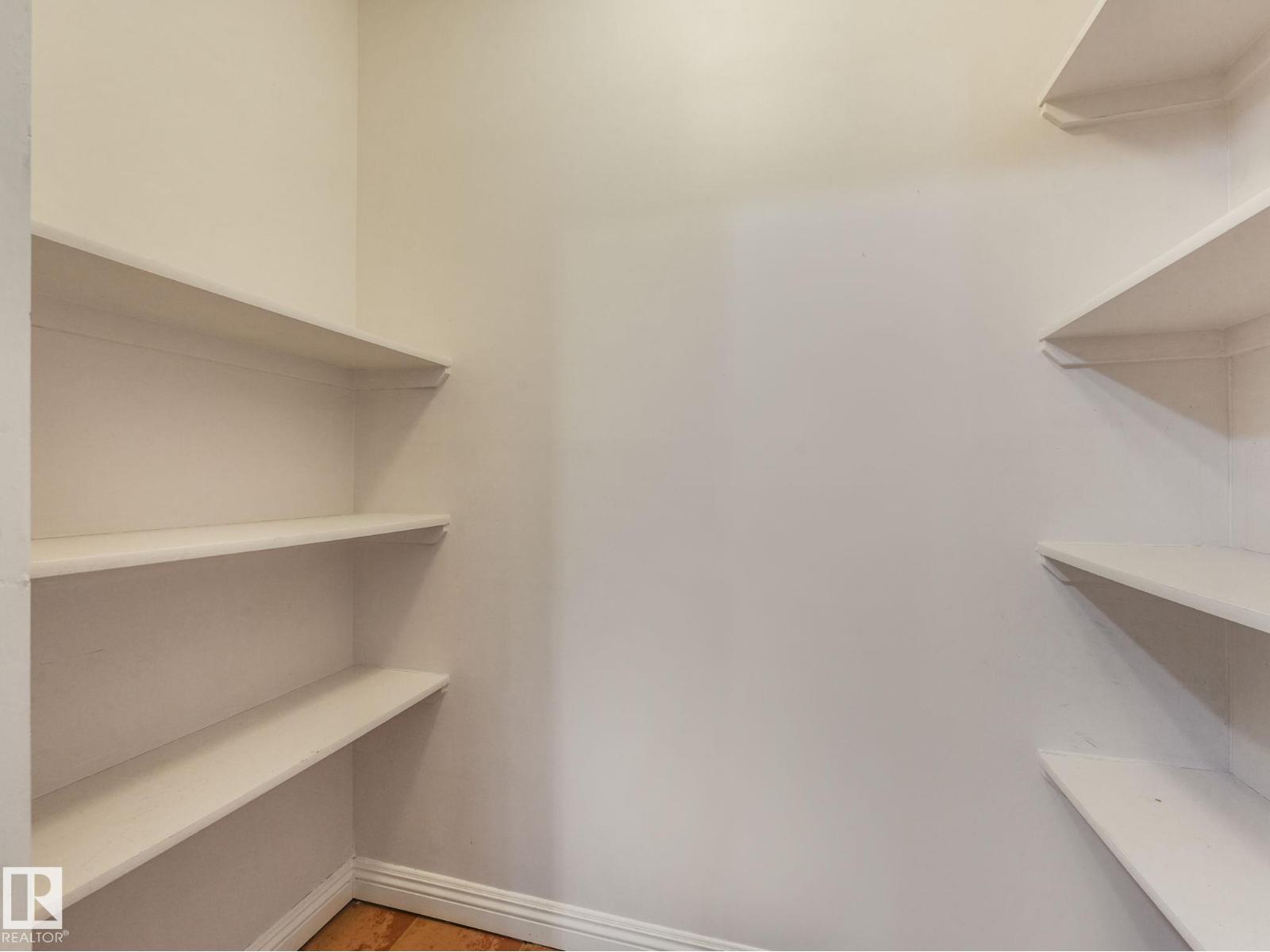 #319 2323 119 ST NW - 6