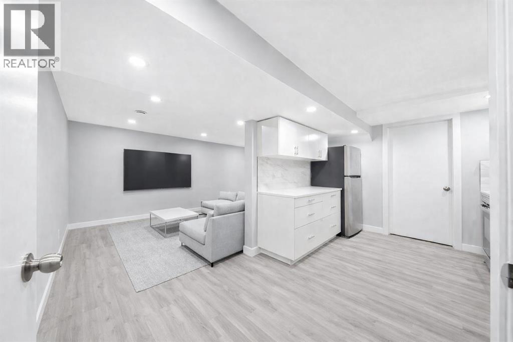 Single Family House Bungalow for Sale in  Fawn Crescent SE Fairview Calgary 