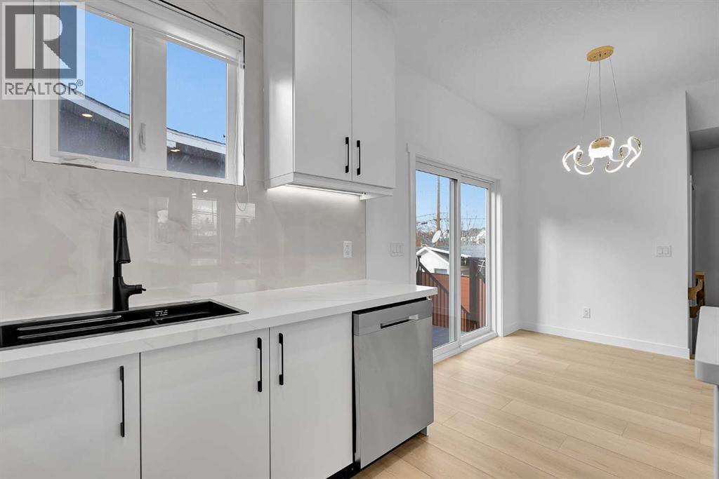 Single Family House for Sale in   Street NE Tuxedo Park Calgary 