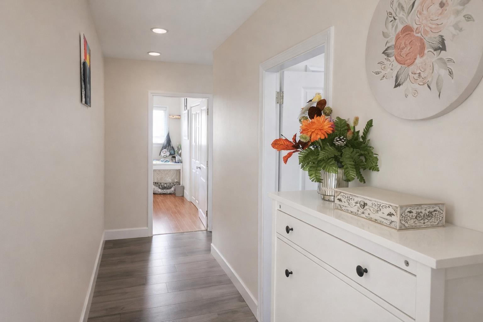 27964 LEDUNNE Avenue - photo 2