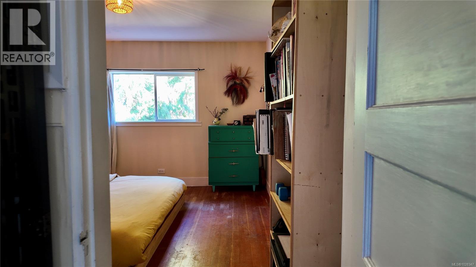 10584 YOUBOU RD - 10