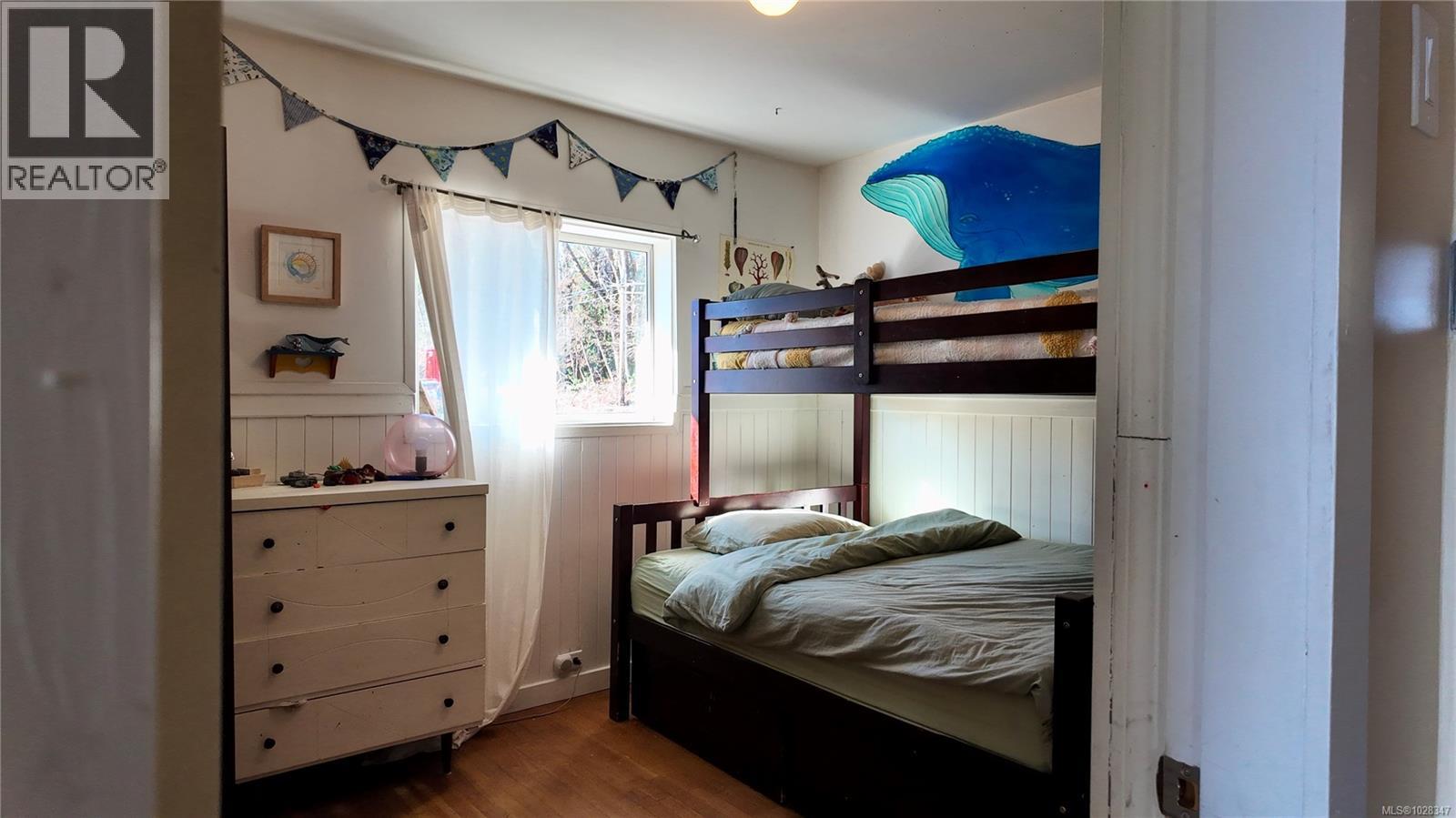 10584 YOUBOU RD - 40